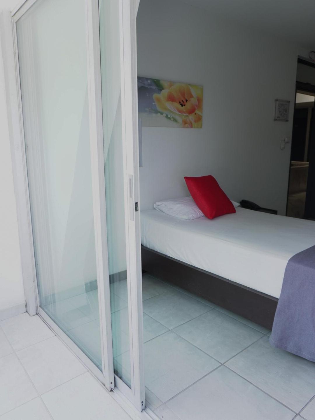 Hotel Depeapan à Cali Extérieur photo